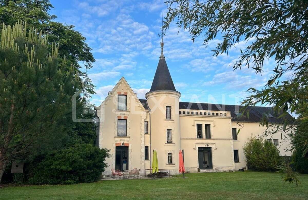 Maison à COGNAC