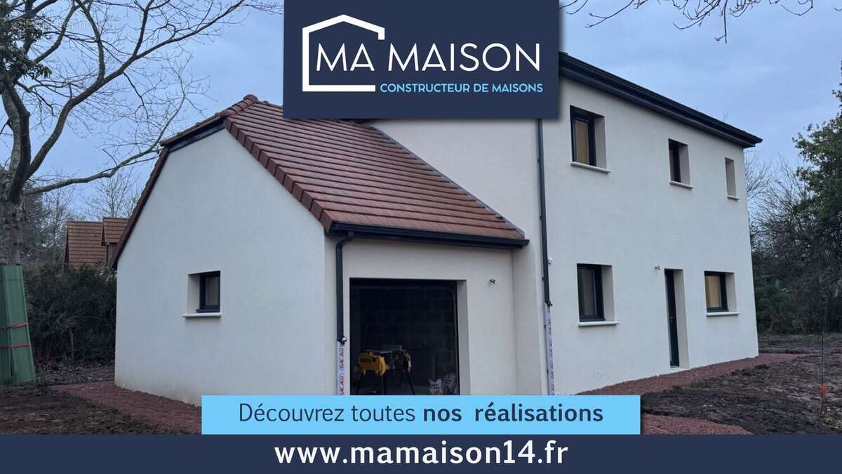 Terrain à NOYERS-BOCAGE