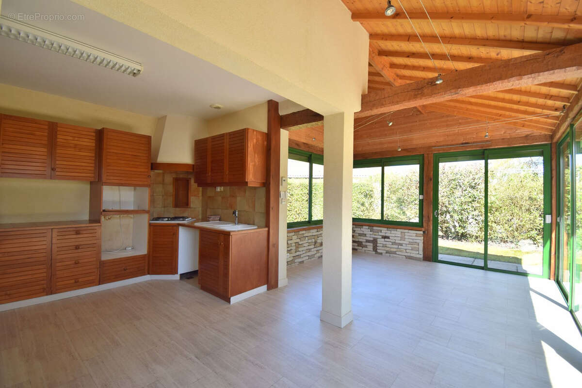 Maison à SAINT-PHILBERT-DE-BOUAINE