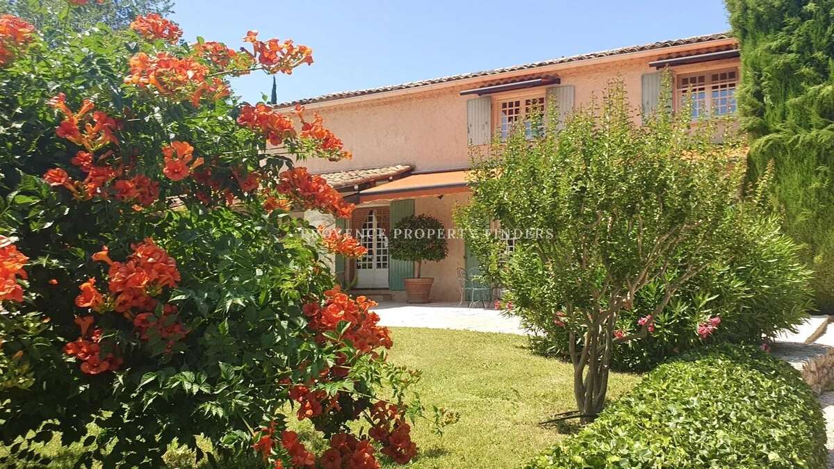 Maison à MOISSAC-BELLEVUE