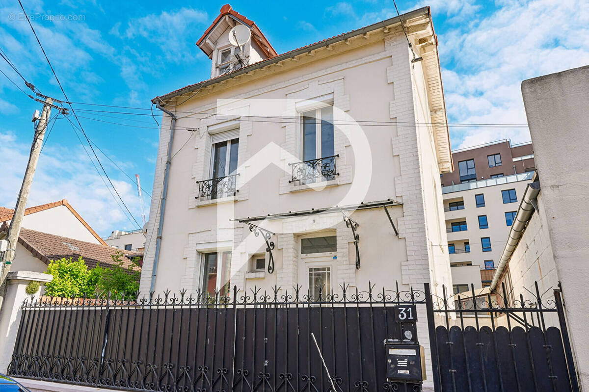 Maison à COLOMBES