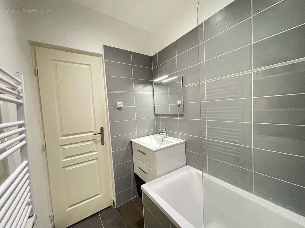 Appartement à AIX-EN-PROVENCE