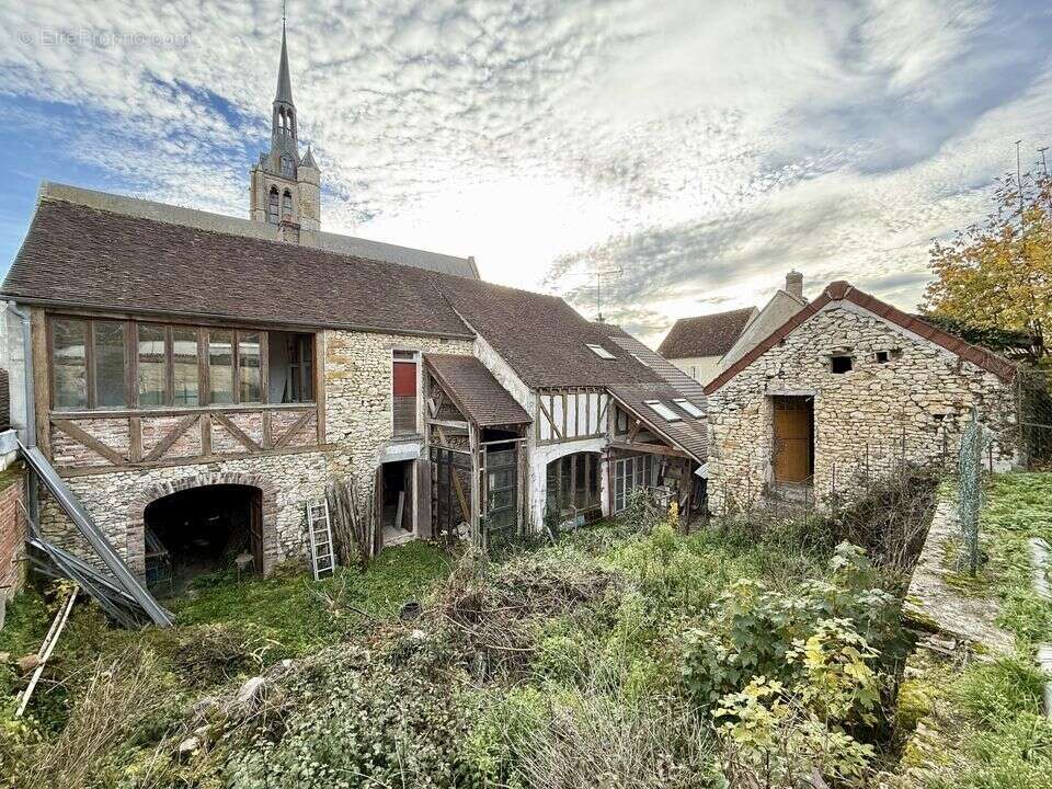 Maison à DONNEMARIE-DONTILLY