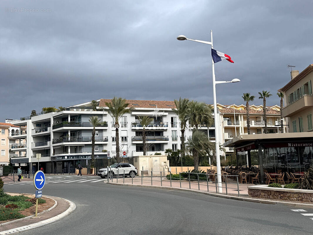 Commerce à SAINT-RAPHAEL
