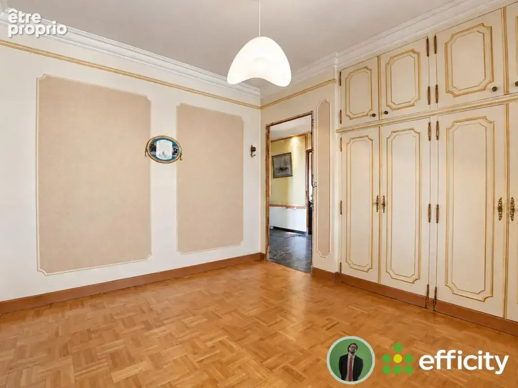 Maison 4 pièces 250 m² à vendre à Decines-Charpieu (69150) - photo 16