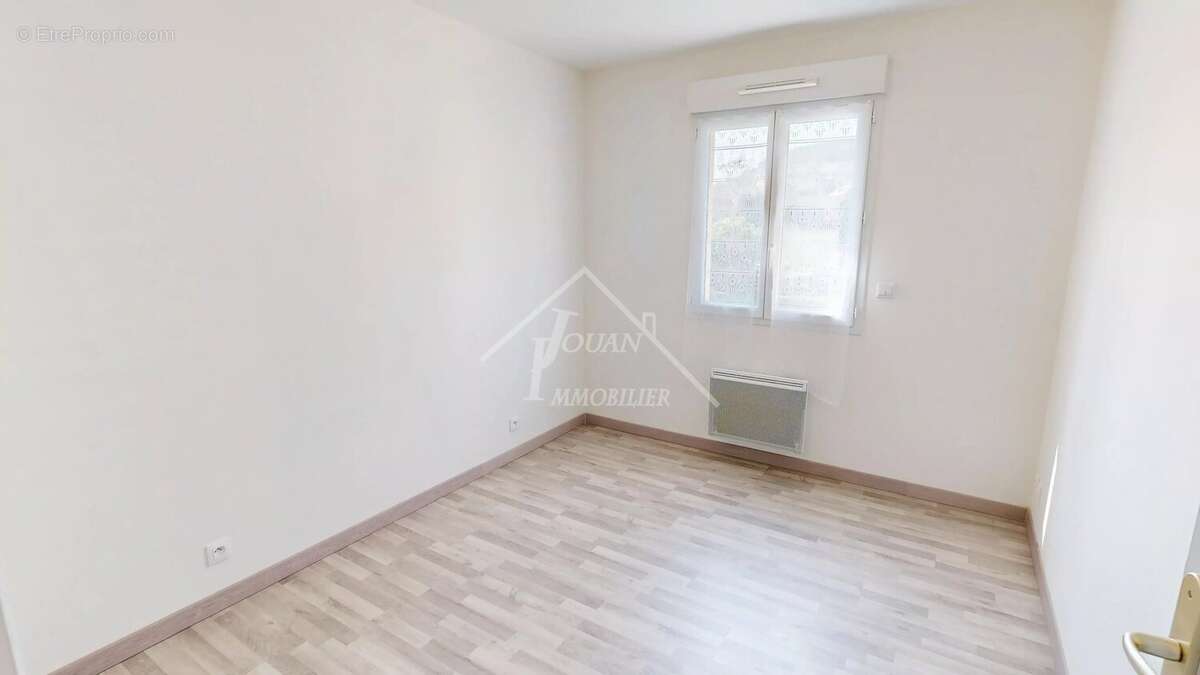 Maison à AIGUEPERSE