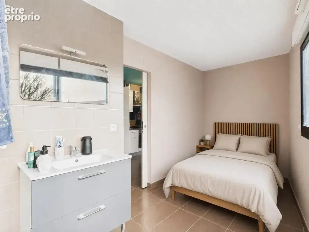 EXCLUSIVITE // Grand studio avec terrasse et parking en sous-sol - photo 4