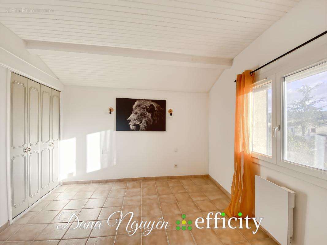 Maison 154 m² à Saint-Privat-Des-Vieux  - photo 12