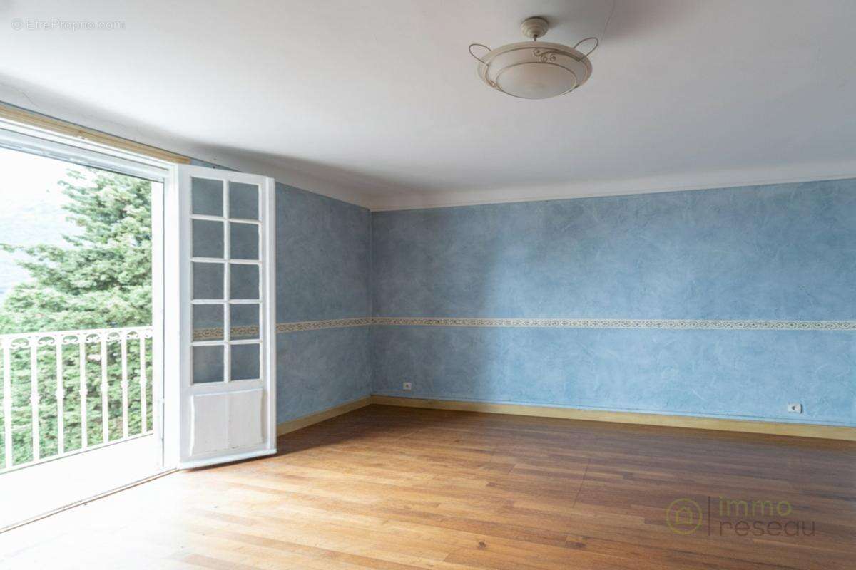 Maison à LA TURBIE