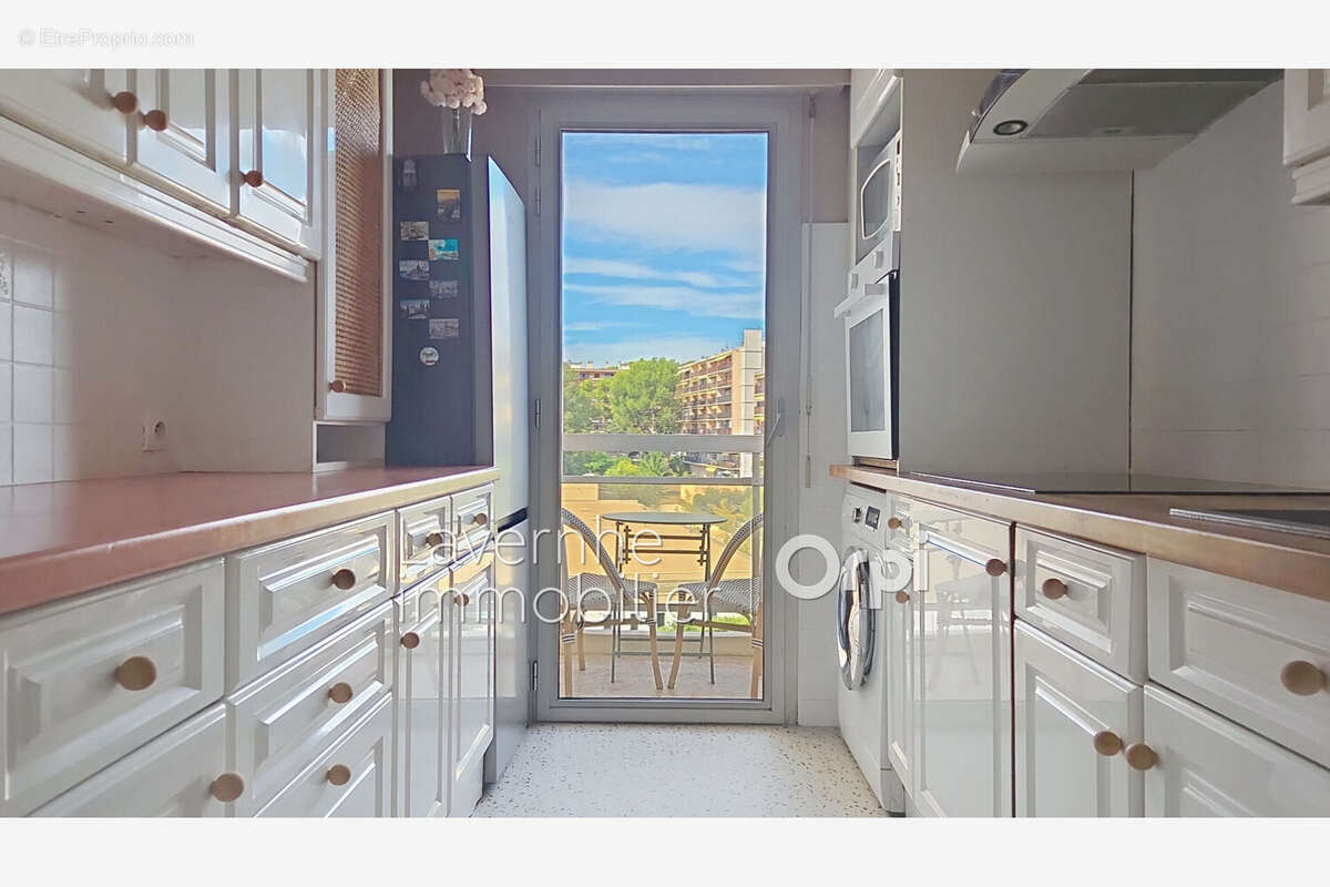 Appartement à LE CANNET