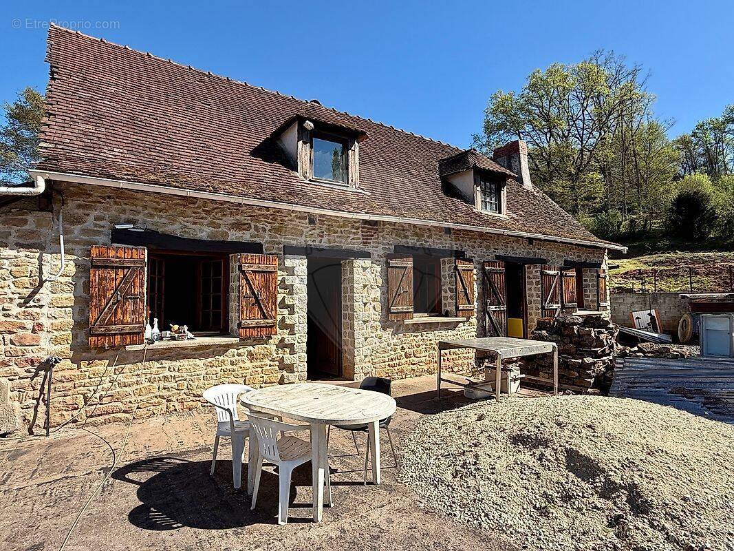 Maison à VILLE-LANGY