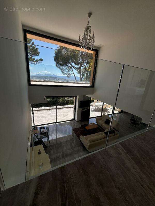 Maison à MOUGINS