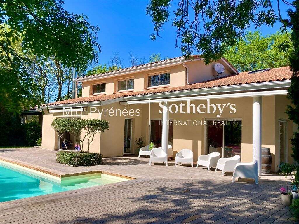 Maison à CLERMONT-LE-FORT