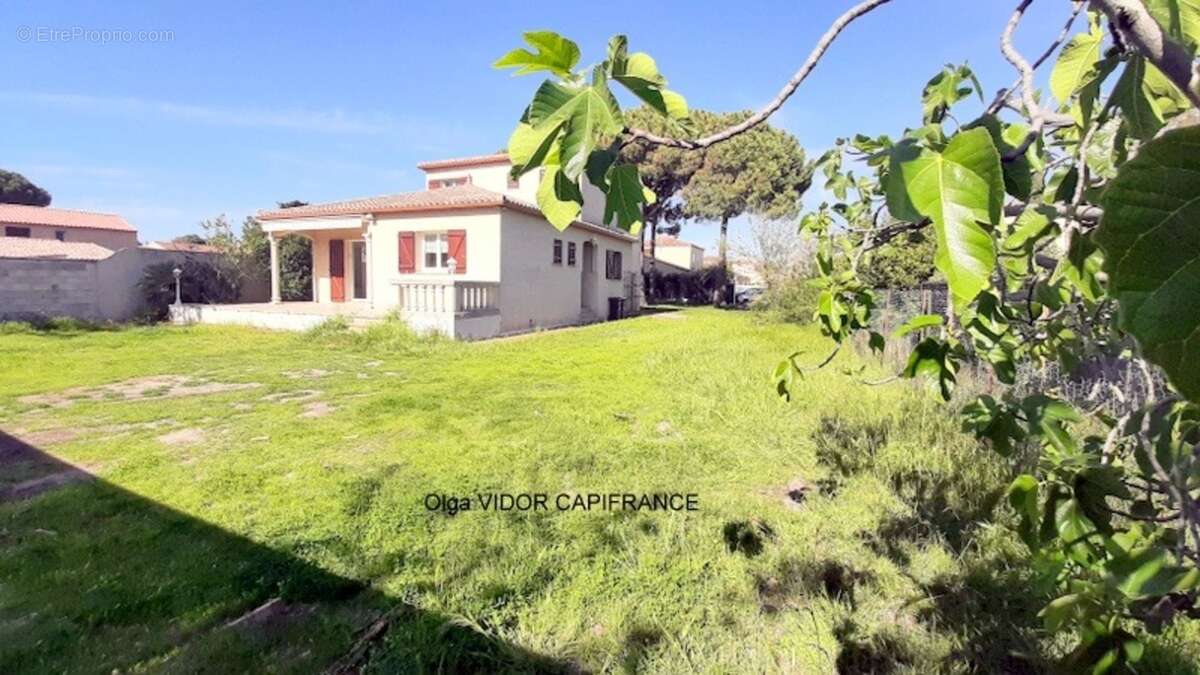 Dpt Hérault (34), à vendre LE GRAU D'AGDE maison P5  terrain 1000 m² double garage - photo 2