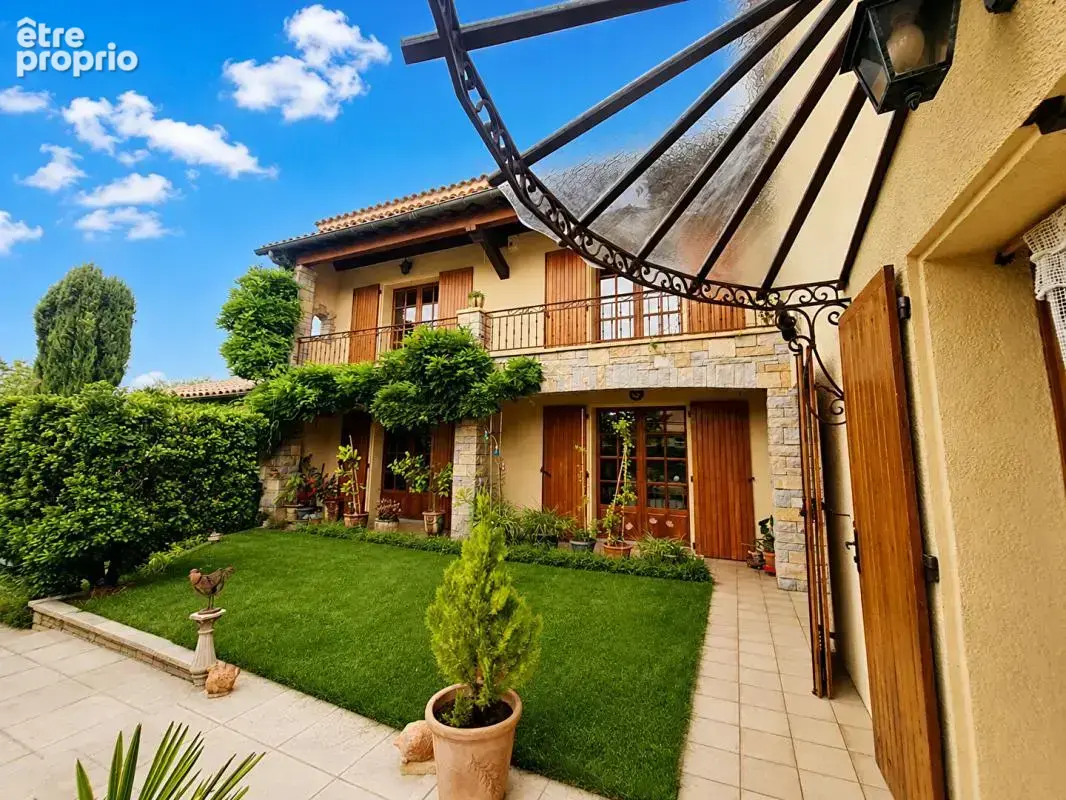 ALES - Villa 220m² avec piscine & pool house - 4 chambres- Proche commerces - photo 18