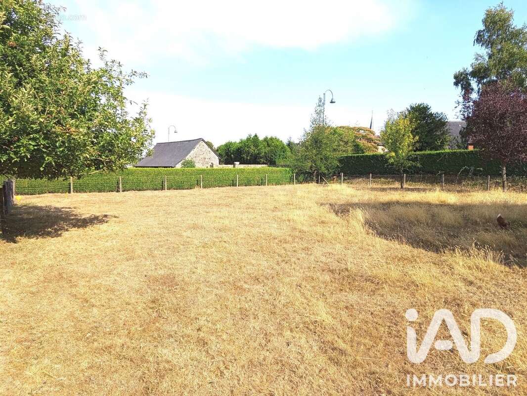 Terrain 450 m² à Miniac-Sous-Becherel  - photo 3