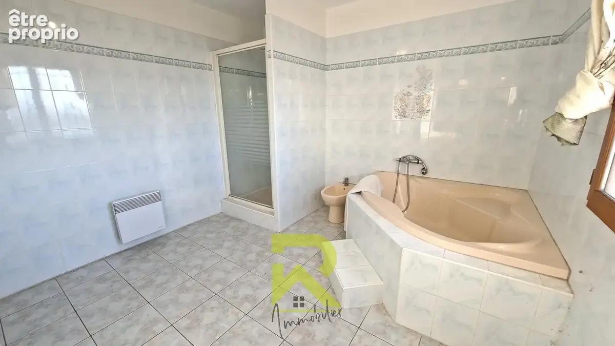Narbonne   villa indépendante 132 m2   4 chambres   terrain arboré 552 m2 - photo 18