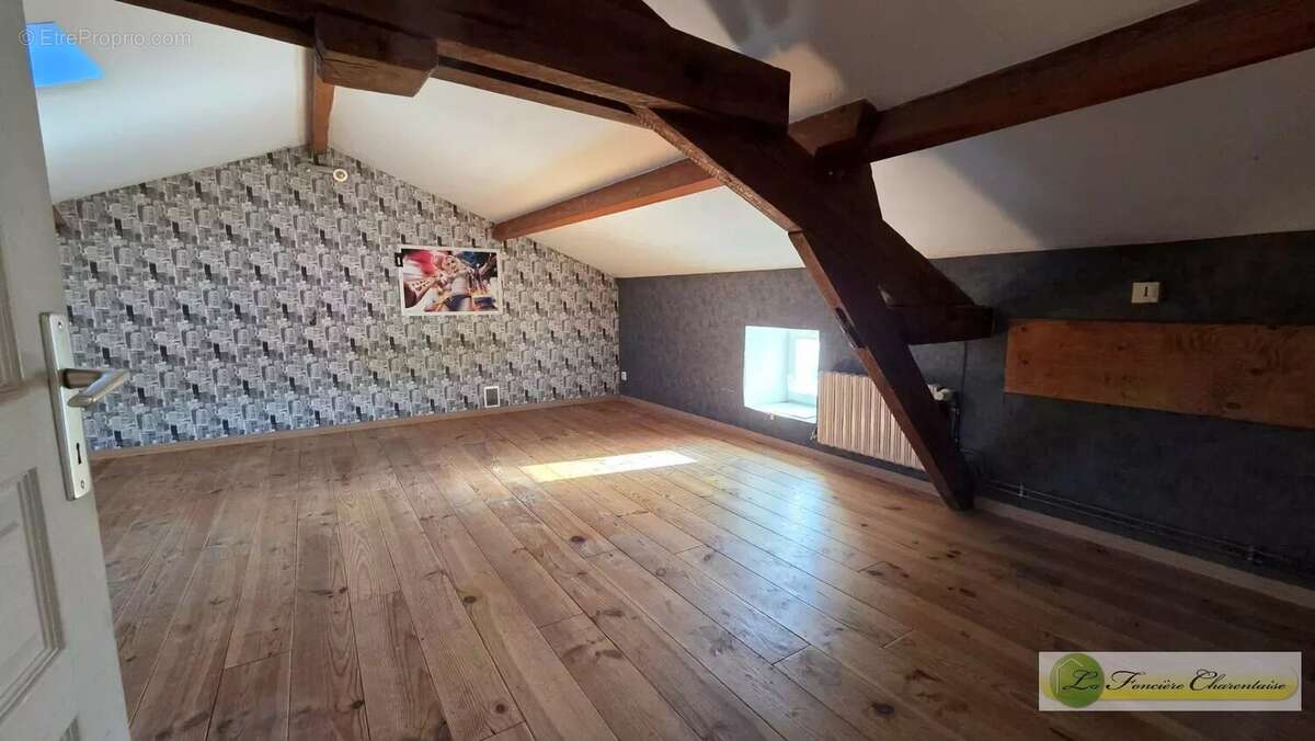 Maison à FOUQUEURE