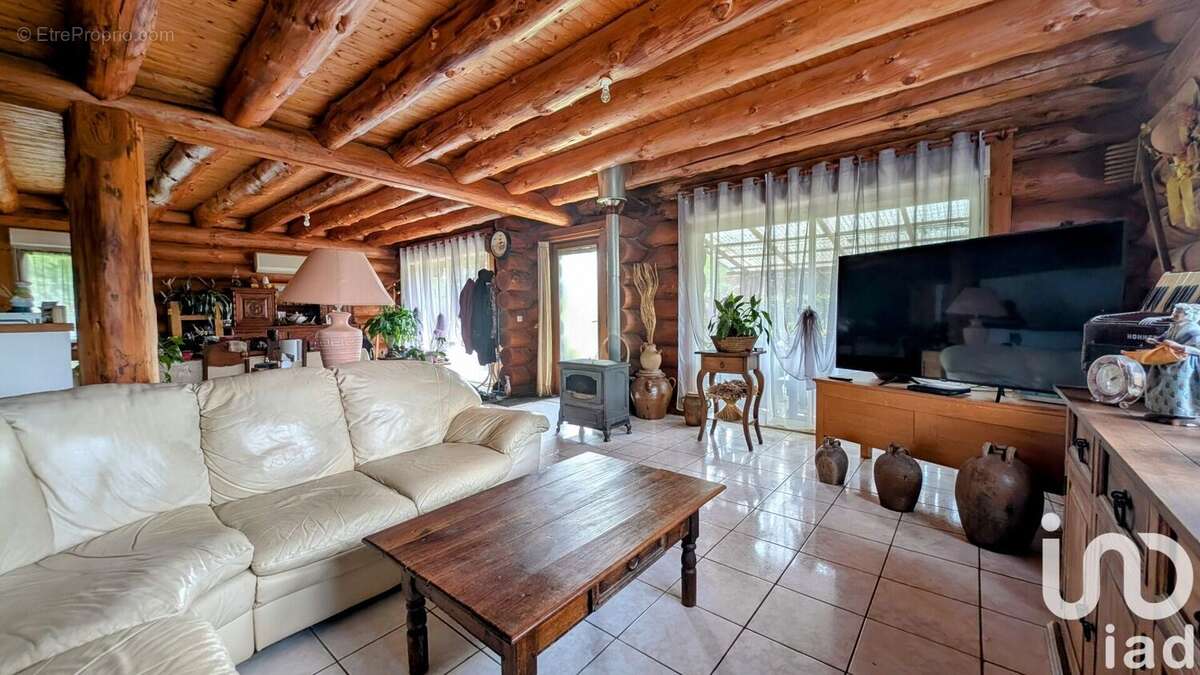 Maison 150 m² à Saint-Laurent-Les-Eglises  - photo 7