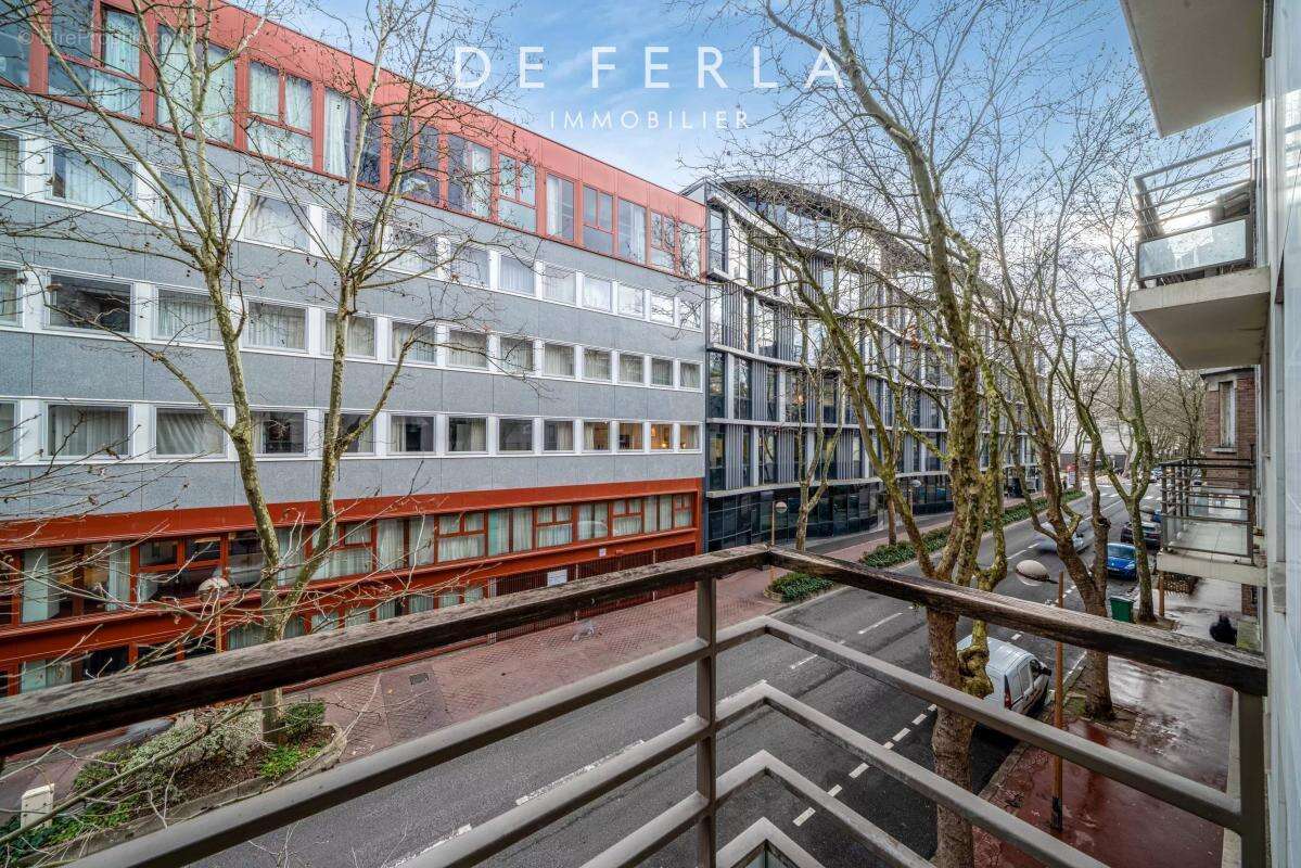 Appartement à MONTROUGE