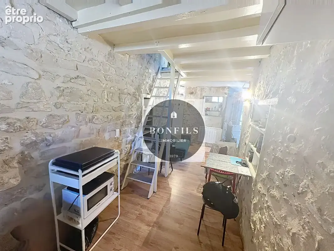 Maison Villeneuve Les Avignon 2 pièce(s) 24 m2 - photo 2