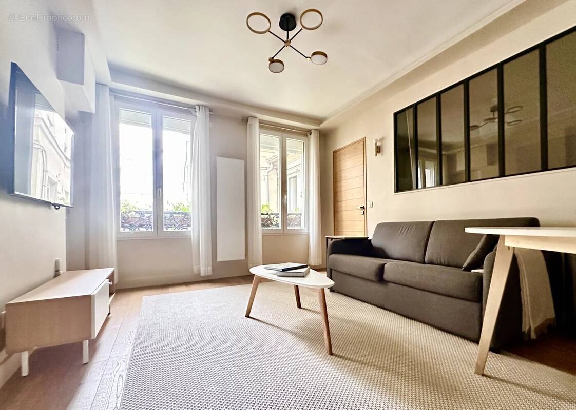 Appartement à PARIS-3E