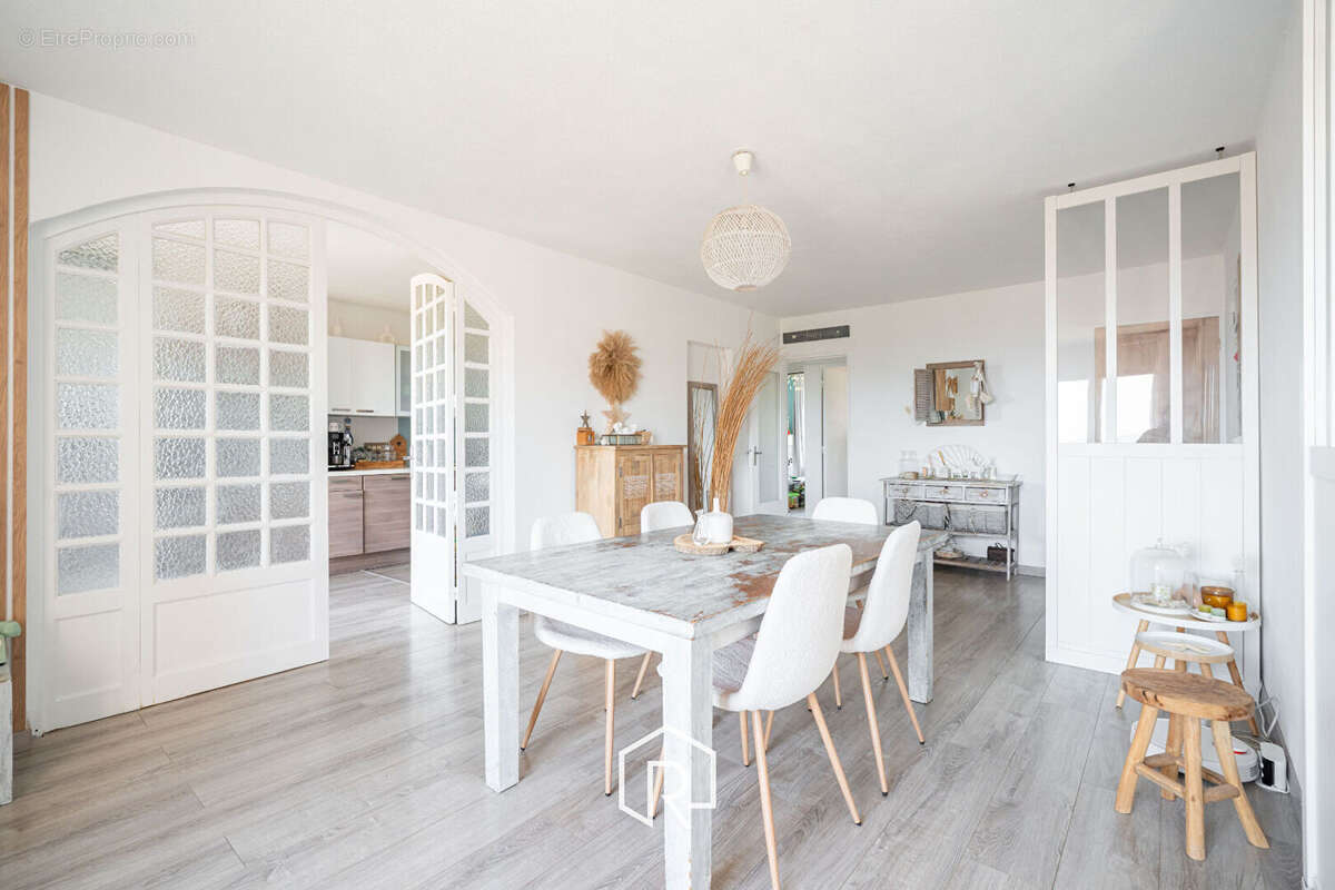 Appartement à MARSEILLE-12E