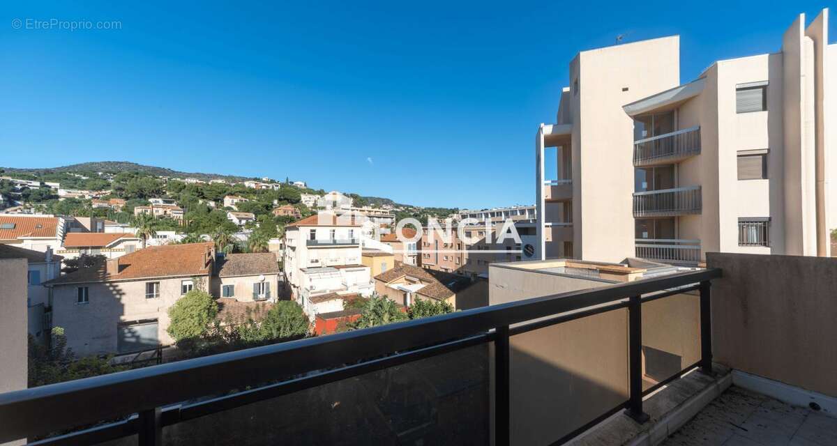 Appartement à LE LAVANDOU