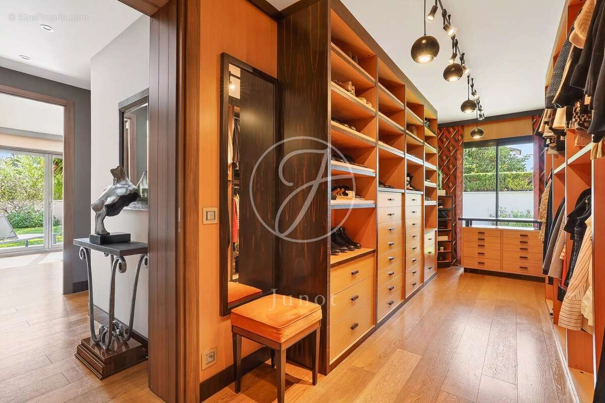 Maison à CROISSY-SUR-SEINE