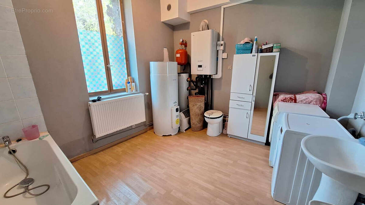 Maison à CONDE-SUR-L'ESCAUT