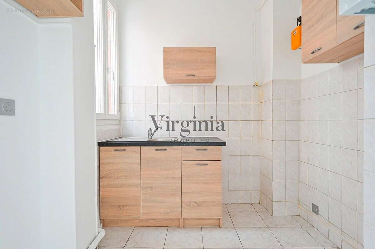 Appartement à CHARENTON-LE-PONT