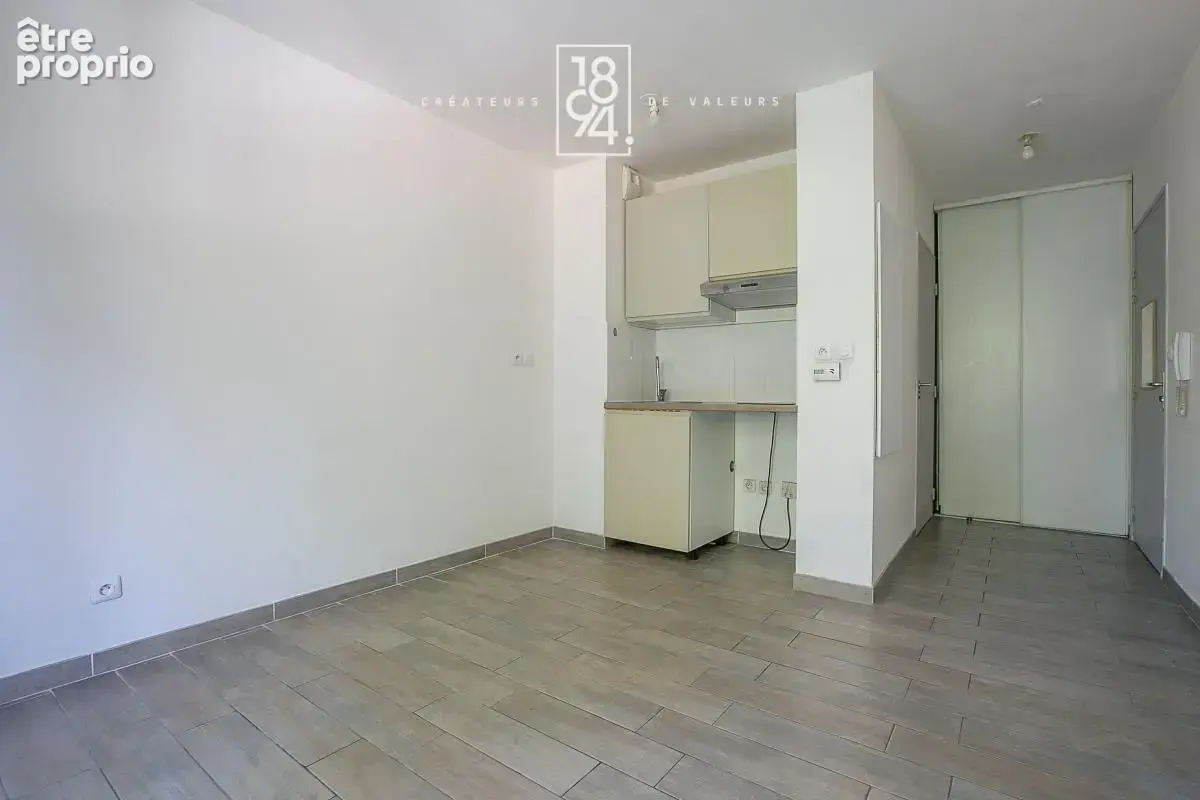 T1 de 20m2 avec balcon de 4m2 et box en sous sol - photo 6