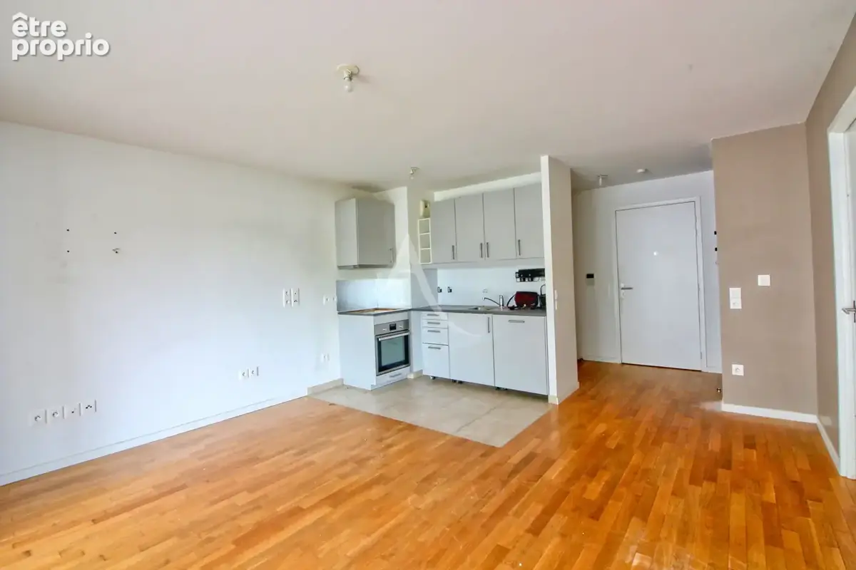 Appartement dans un immeuble récent de standing - photo 2