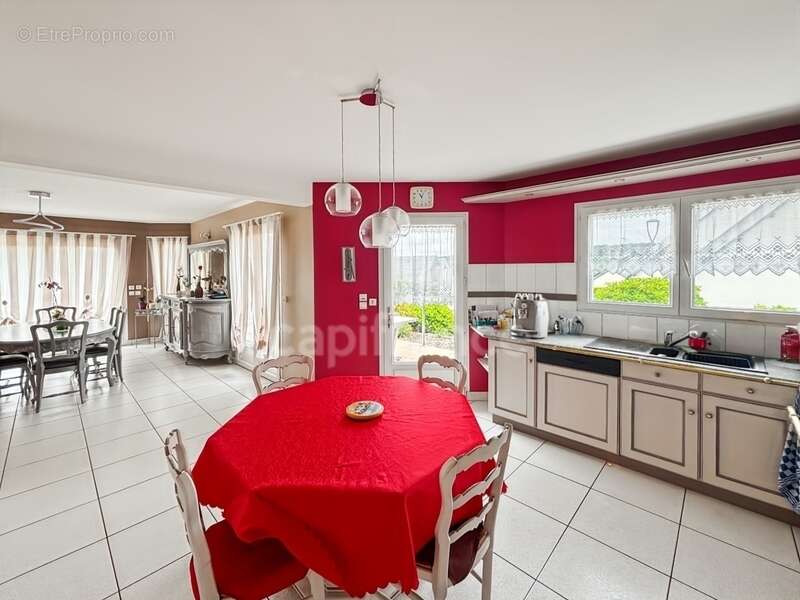 Maison à LE NEUFBOURG