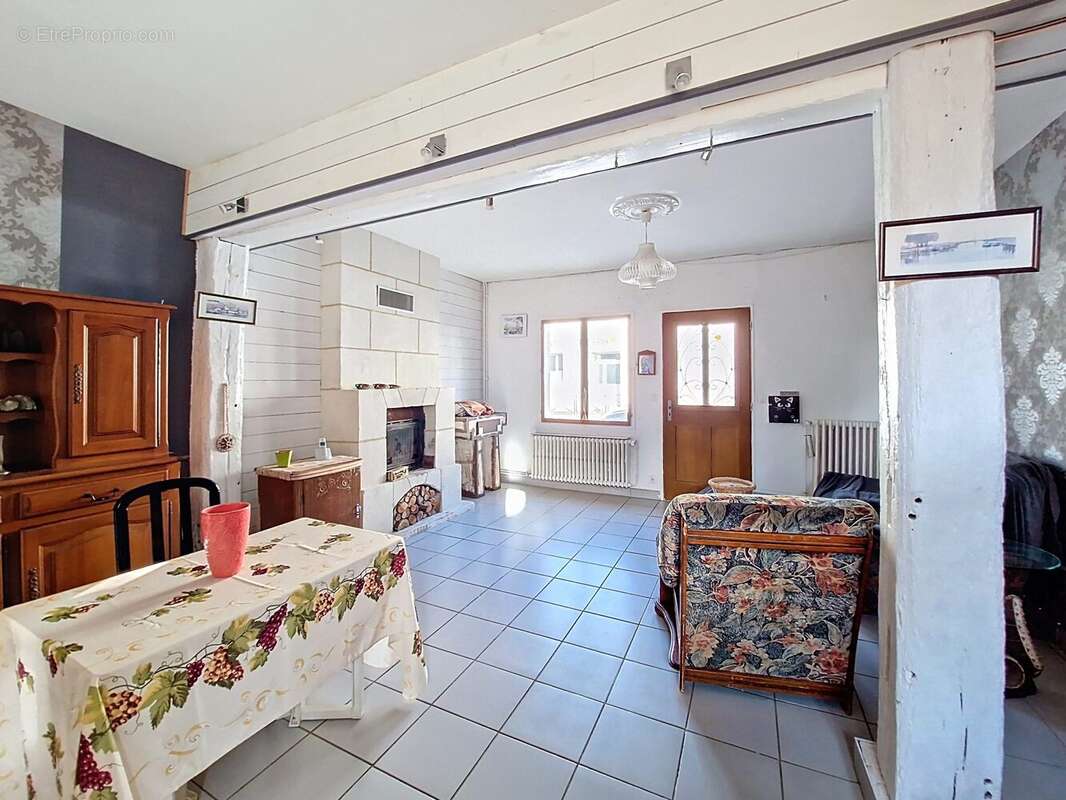 Maison à CHATEAU-LA-VALLIERE