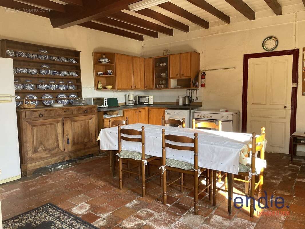 Maison à MARNES