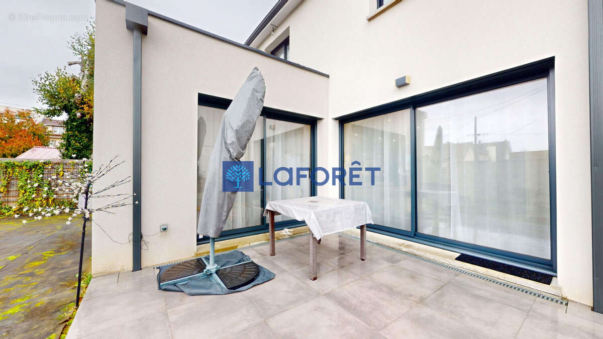 Maison à ATHIS-MONS