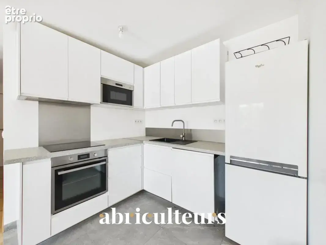 Agréable appartement T3 avec Balcon - 56m² - Garches - photo 6