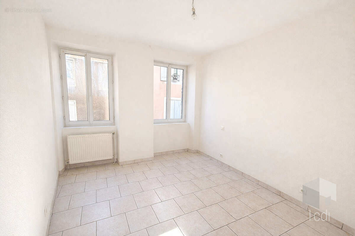 Appartement à AUBENAS