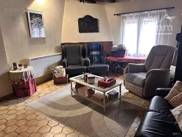 Maison à CONGIS-SUR-THEROUANNE