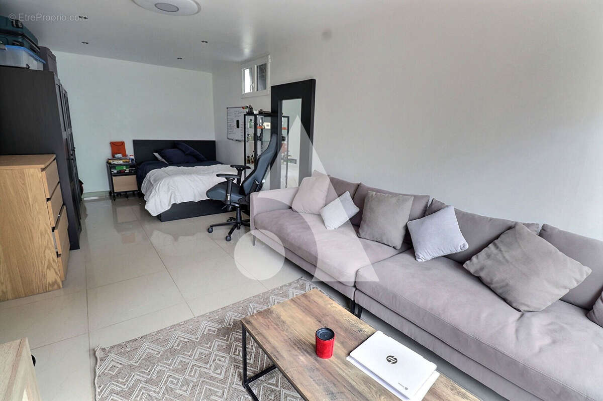 Maison à SAINT-OUEN-L&#039;AUMONE