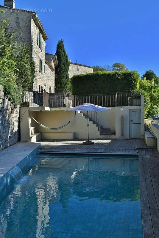 Maison à UZES