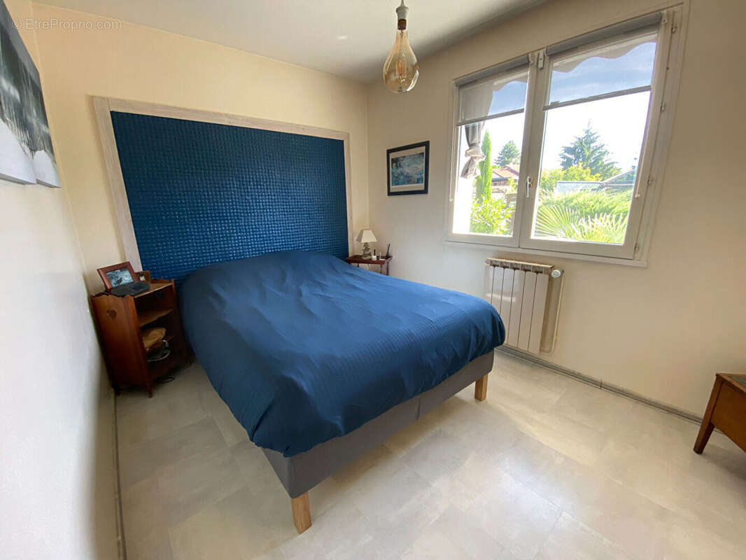 Maison à COLLONGES-AU-MONT-D'OR