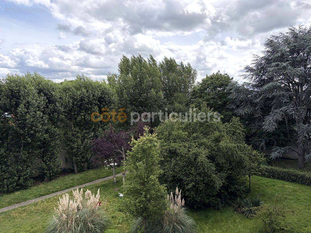Appartement à VERRIERES-LE-BUISSON