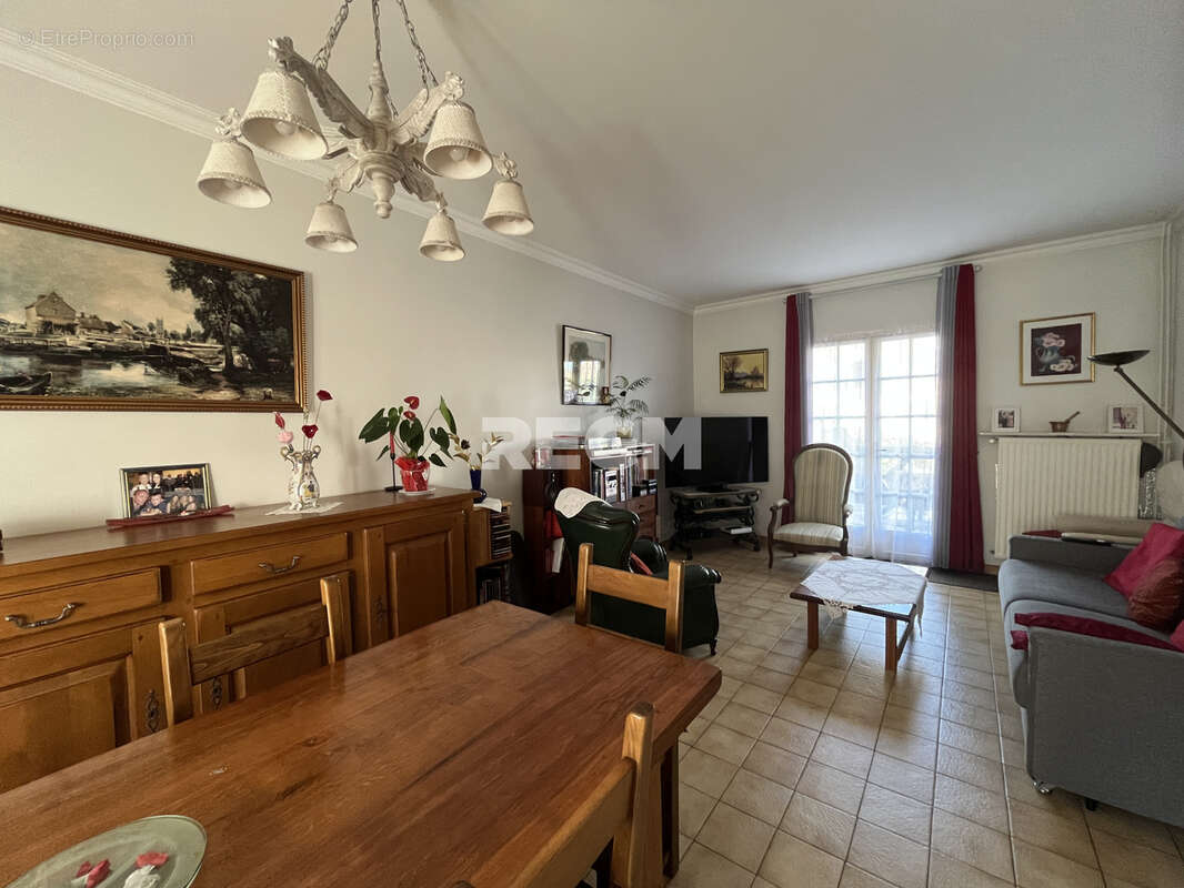 Maison à CORBEIL-ESSONNES