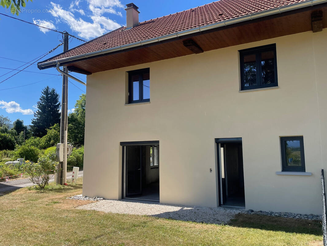 Maison à HAUTEVILLE-SUR-FIER