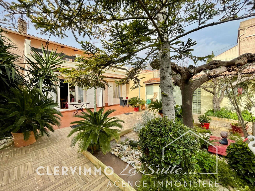 Maison à MARSEILLE-10E