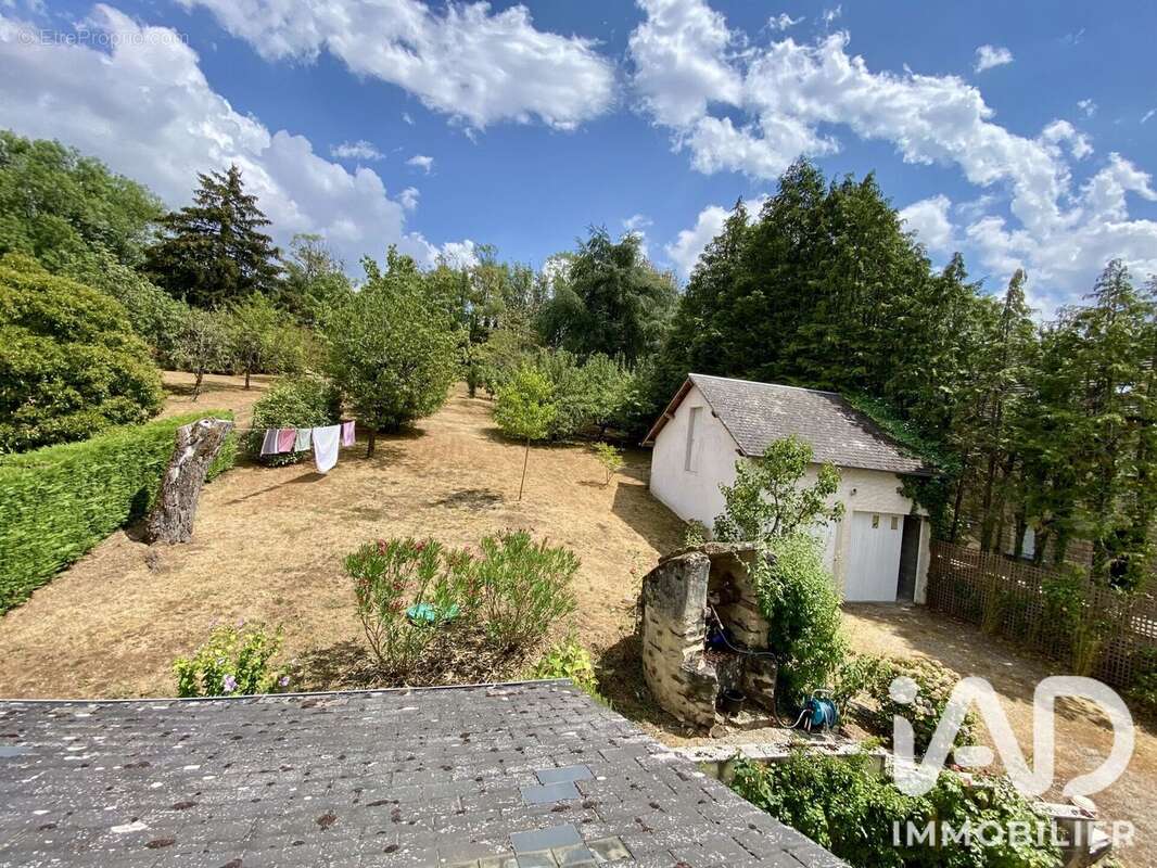 Maison 116 m² à Juillac  - photo 4