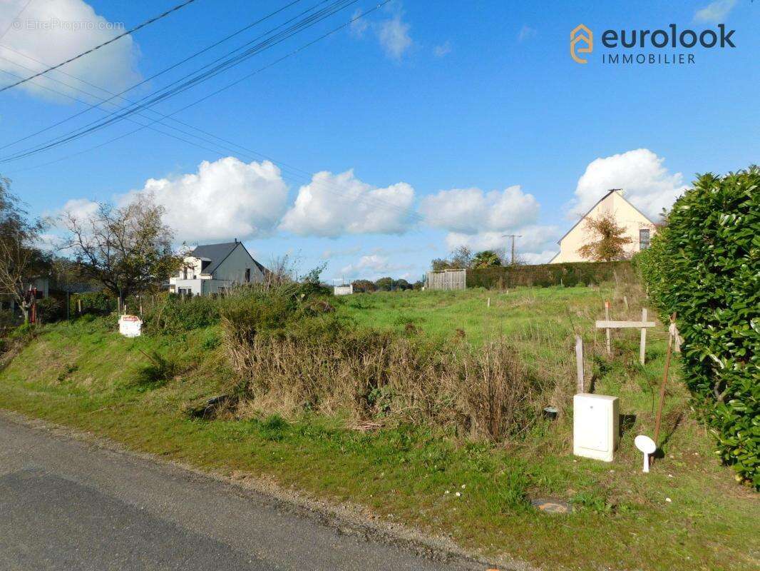 Terrain à MISSIRIAC