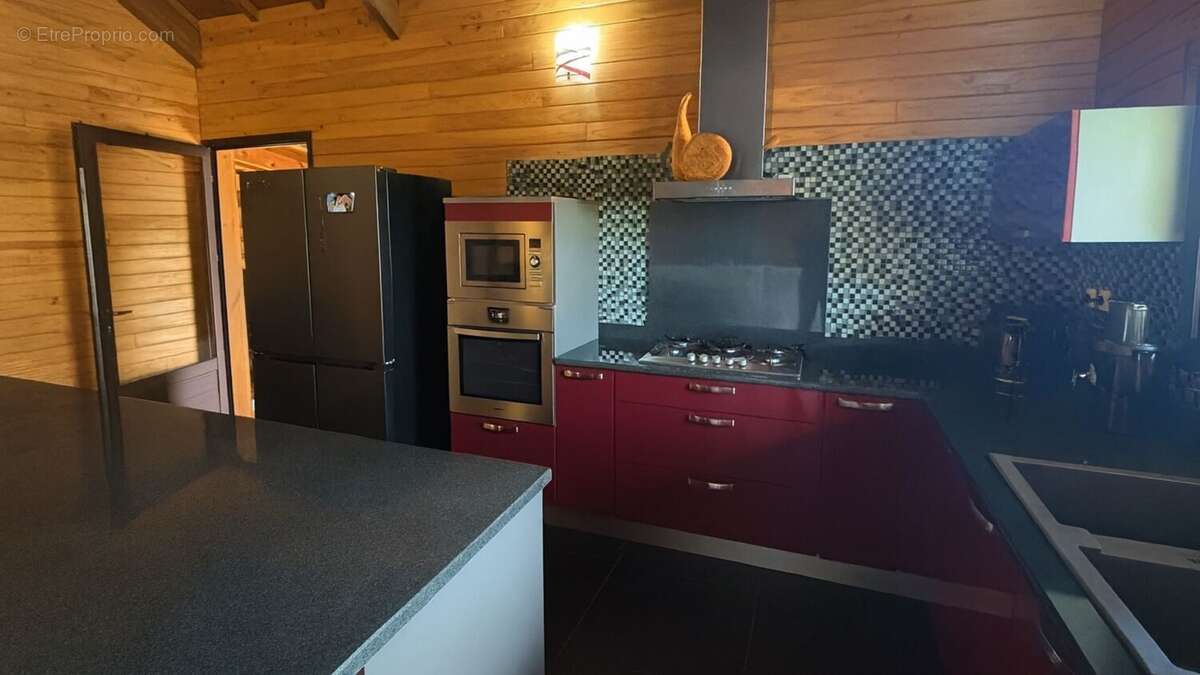 Maison 130 m² à La Plaine-Des-Palmistes  - photo 4